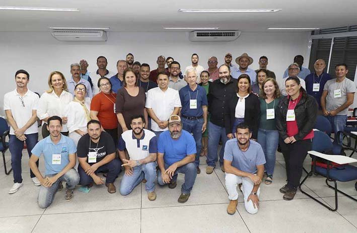 Emater Goiás capacita técnicos para atuar no programa de Bovinocultura Sustentável